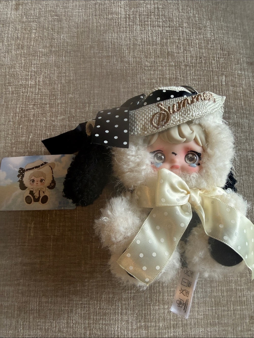 Yomi Doll Keychain Plush - Cream & Black Cute Bow Accessory holiday time
